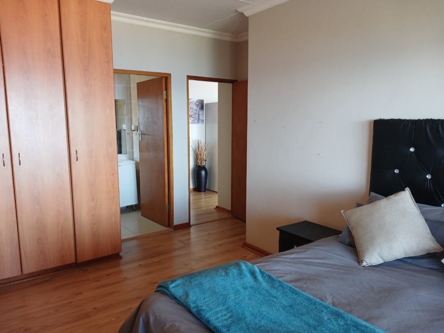 4 Bedroom Property for Sale in Dana Bay Western Cape